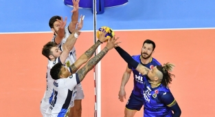 Fenerbahçe, Arkas'ı 3-0'la geçti