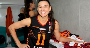 Nilay Karaağaç Aktif Voleybol Yaşantısını Sonlandırdı