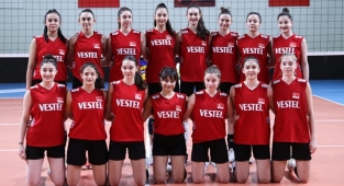 U17 Kız Milli Takımımız Kamp Çalışmalarını Sürdürüyor