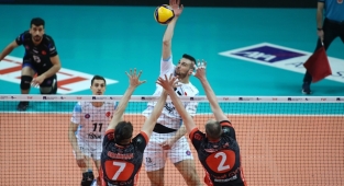 Ziraat Bankkart, Halkbank'ı 3-1'le geçti