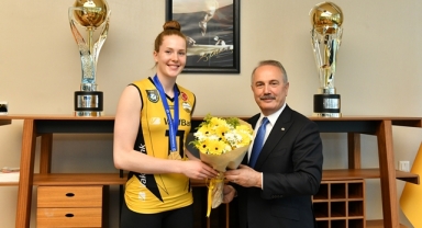 VakıfBank, İsveçli yıldız Isabelle Haak'a veda etti