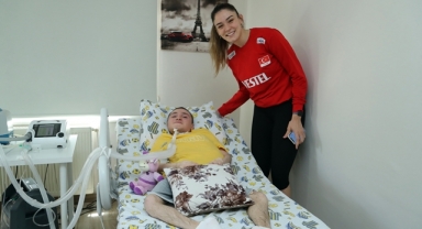 Zehra Güneş'ten anlamlı ziyaret