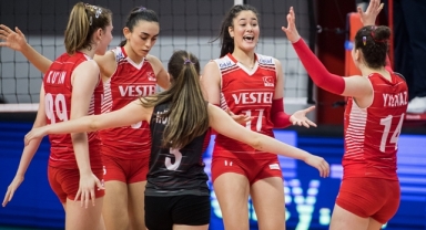 U17 Kız Milli Takımımız Finalde