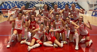 U19 Kız Milliler 2'de 2 Yaptı