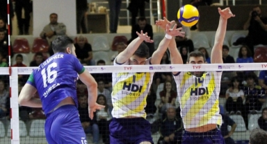 Fenerbahçe son sette güldü