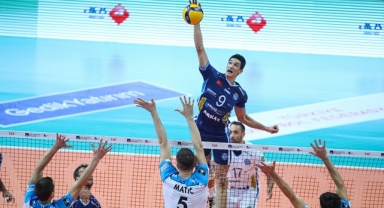 Halkbank'tan, Arkas'a set yok