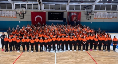 Turnuvaya 450 Sporcu Katıldı