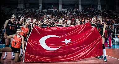 Eczacıbaşı Dynavit Dünya Üçüncüsü !