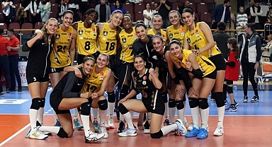VakıfBank, Kulüpler Dünya Şampiyonası için Antalya'ya gitti 