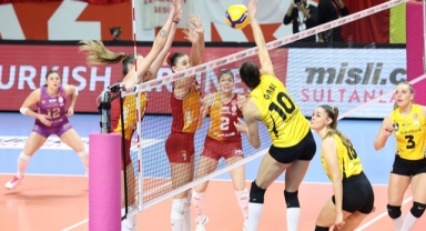 VakıfBank son sette güldü