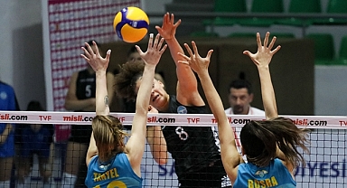 Sarıyer Belediyespor Evinde 3 Puanı Aldı