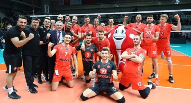 Ziraat evinde Arkas Spor'a set vermedi