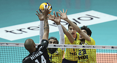 Halkbank son sette güldü