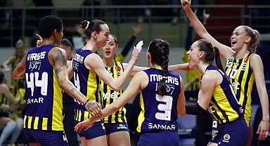 Fenerbahçe Opet, final serisinde 1-0 öne geçti
