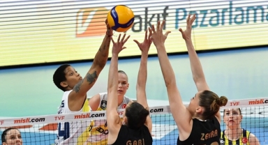 Finalin Adı Eczacıbaşı Dynavit-Fenerbahçe Opet 