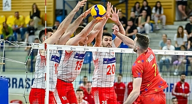 Filenin Efeleri, Romanya'yı 3-2 Mağlup Etti