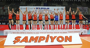 Kemerburgaz Okyanus Koleji Türkiye Şampiyonu oldu