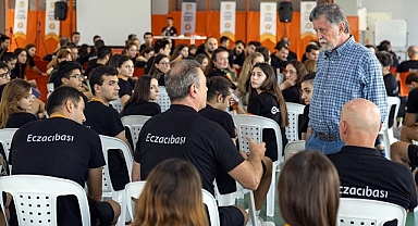 Eczacıbaşı Geleceğe Smaç 8. Çalıştayı Gerçekleşti