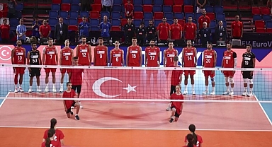 Efeler, Fransa'ya Mağlup Oldu