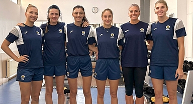 Fenerbahçe Opet Kadın Voleybol Takımı sezonu açıyor