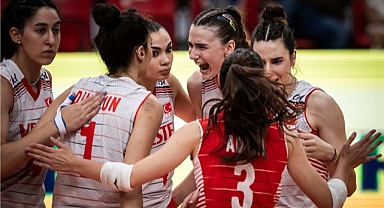 Genç Milliler Dünya Şampiyonası'nda 2'de 2 Yaptı