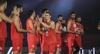 Filenin Efeleri, Mısır'ı 3-1 Mağlup Etti