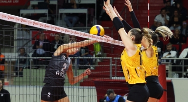 VakıfBank, Beşiktaş Ayos deplasmanında kazandı