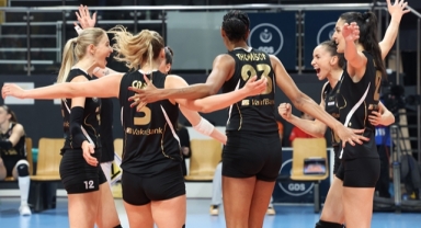 VakıfBank, Galatasaray Daikin'e set vermedi