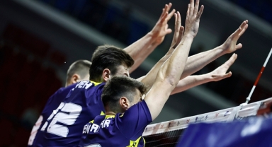 Fenerbahçe, Ziraat'i son sette devirdi