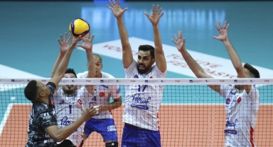 Haftanın açılış maçının galibi Halkbank oldu