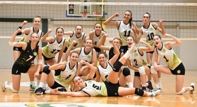 Manisa, İzmir Özel Gelişim Kolejini 3-0 mağlup etti