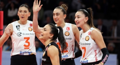 Eczacıbaşı Dynavit, Adana'dan galibiyetle dönüyor