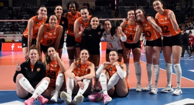 Eczacıbaşı Dynavit, Kuzeyboru karşısında set vermedi