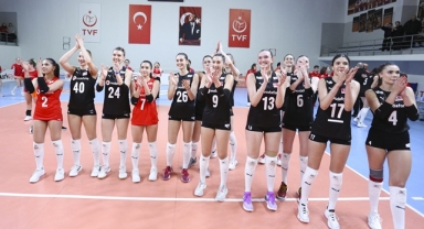 Genç Sultanlar, Namağlup Avrupa Şampiyonası Finalleri'nde