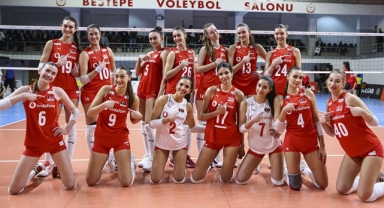 Sultanlar Avrupa Şampiyonası Elemelerinde Finalde