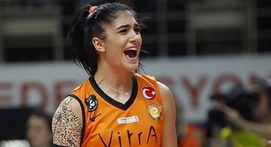 Yasemin Güveli, Çukurova Belediyespor'da