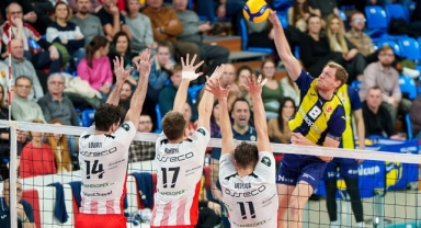 Fenerbahçe, Asseco Resovia Rzeszow'a 3-1 Mağlup Oldu