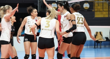 VakıfBank, sahasında THY’yi 3-1 ile geçti 