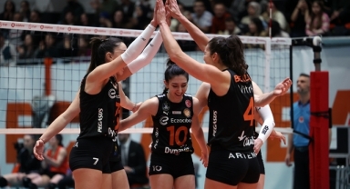 Eczacıbaşı Dynavit, puan vermeden devam ediyor