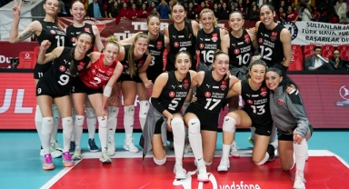 Türk Hava Yolları, PTT'yi 5 Sette Devirdi 