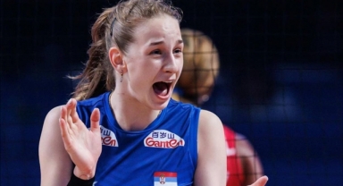 Aleksandra Uzelac, Zeren Spor'da