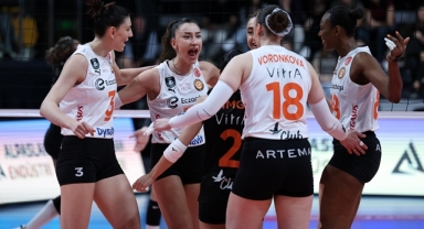 Eczacıbaşı Dynavit finale adını yazdırdı