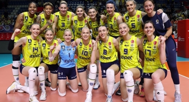Fenerbahçe Opet, final serisinde 2-1 öne geçti