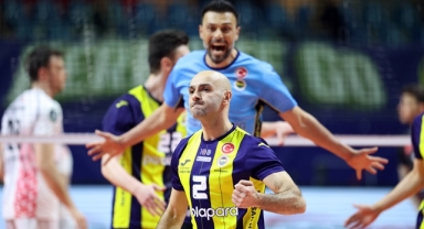 Fenerbahçe yarı final serisinde 1-0 öne geçti