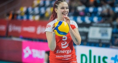 Julia Szczurowska, Nilüfer Belediyespor'da