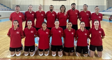 İşitme Engelliler Kadın Milli Takımımız Ukrayna’ya 3-0 Mağlup Oldu