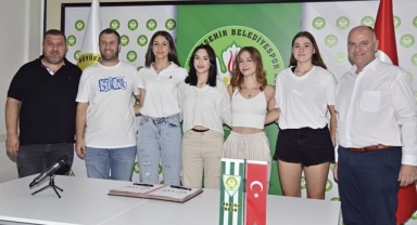 Manisa BBSK, altyapıdan 4 oyuncuyla sözleşme imzaladı