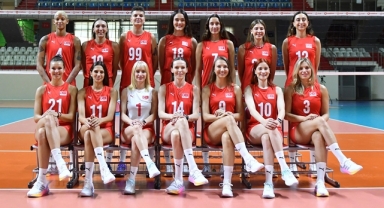 O Gün Geldi Çattı! Sahne Filenin Sultanlarının...