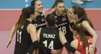 U18 Kadın Milliler, Almanya'ya 3-2 Mağlup Oldu