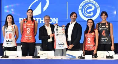 Decathlon, Eczacıbaşı Dynavit'ın Teknik Sponsoru Oldu